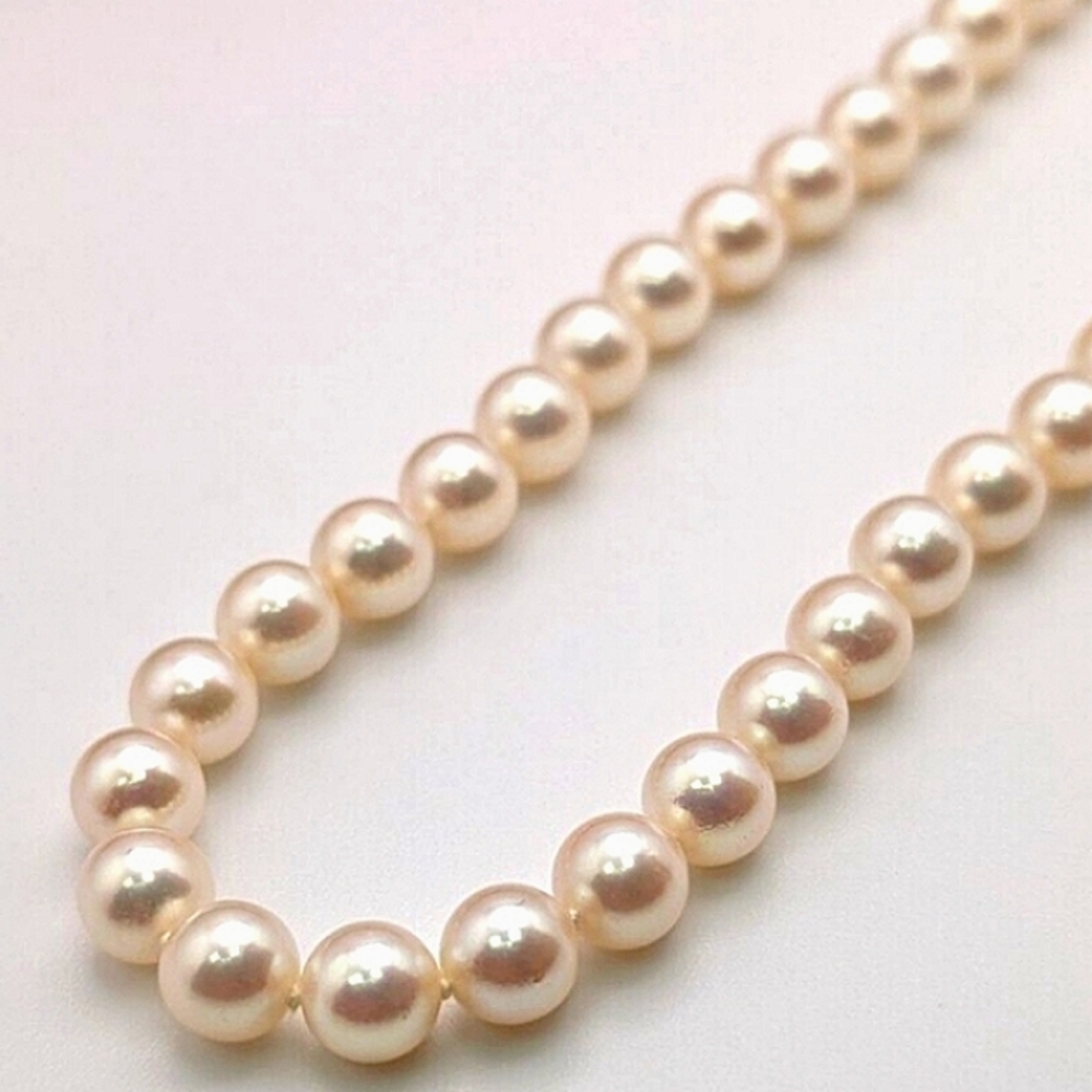 SOLD IN OUR STORE Mikimoto Fine White Cultured High Luster Pearls 18 - Picture 3 of 8